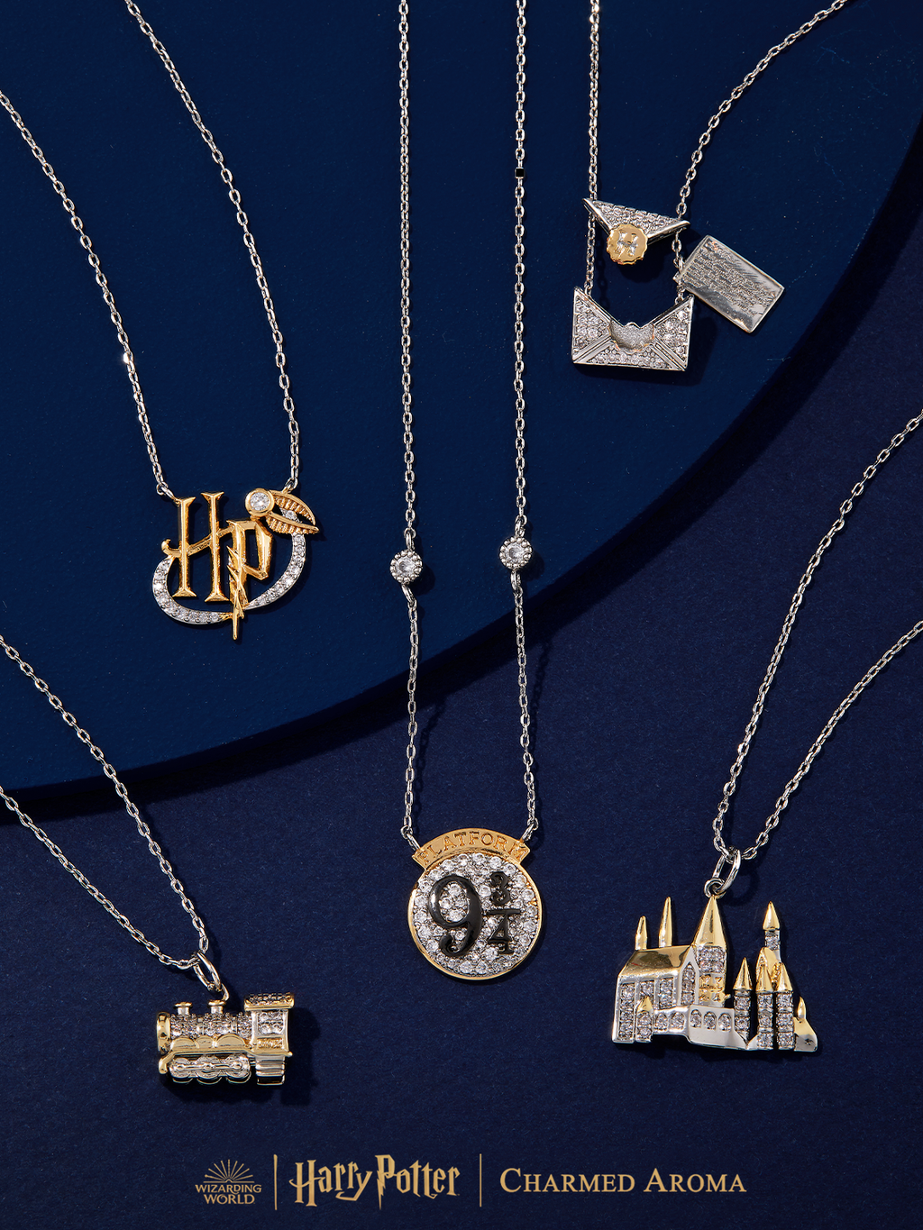 Harry Potter Hogwarts Express Candle Hogwarts Necklace Collection Charmed Aroma