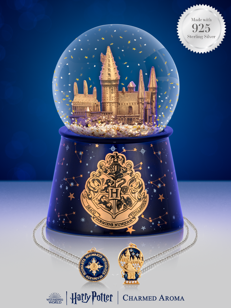 IMPERFECT - Harry Potter™ Hogwarts Snow Globe Jewelry Candle - Hogwarts Castle Necklace Collection